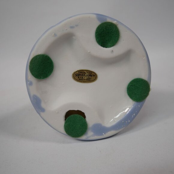 Vintage Sophia-Ann Ceramic Praying Girl Figurine With Dove - Picture 5 of 7